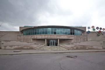 Robert McLaughlin Gallery