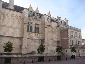 Prefecture hotel of Cher