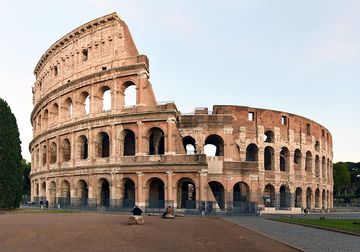 イタリア