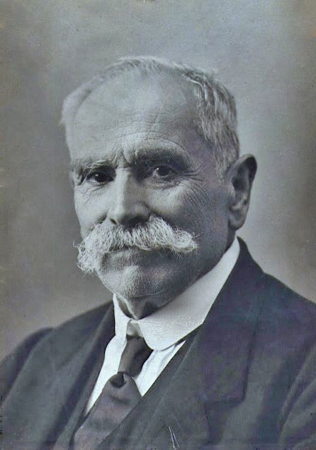 Manuel Gómez Moreno y González