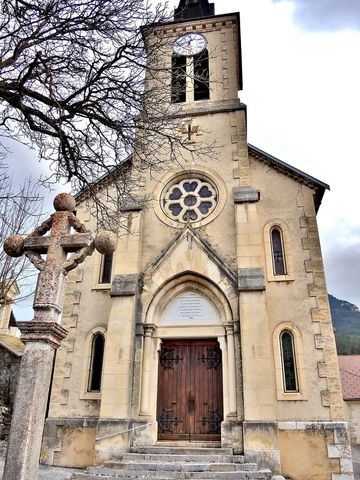 Église Saint-Blaise de Saint-Julien-en-Beauchêne