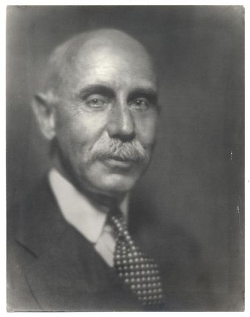 Allen Tucker