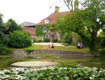 Charleston Farmhouse