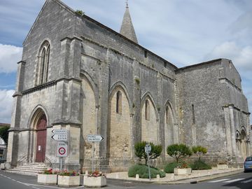église Saint-Pierre de Gémozac