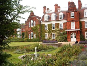 Newnham College