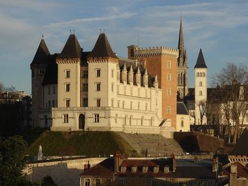 Castello di Pau